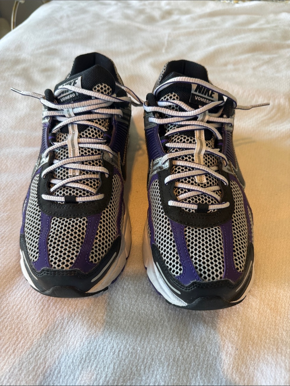 Nike Vomero Mesh Running Sneakers - Purple, Black, White